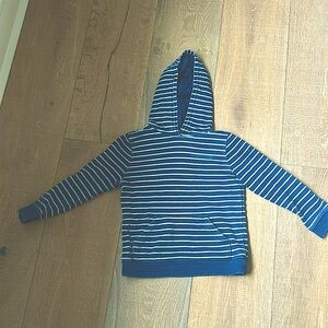 Boys vineyard vines hoodie